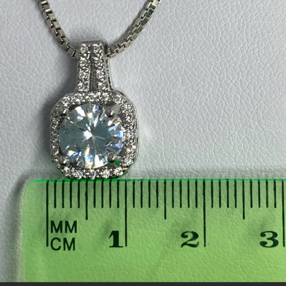 🌟 Silver Necklace - Picture 3 of 3